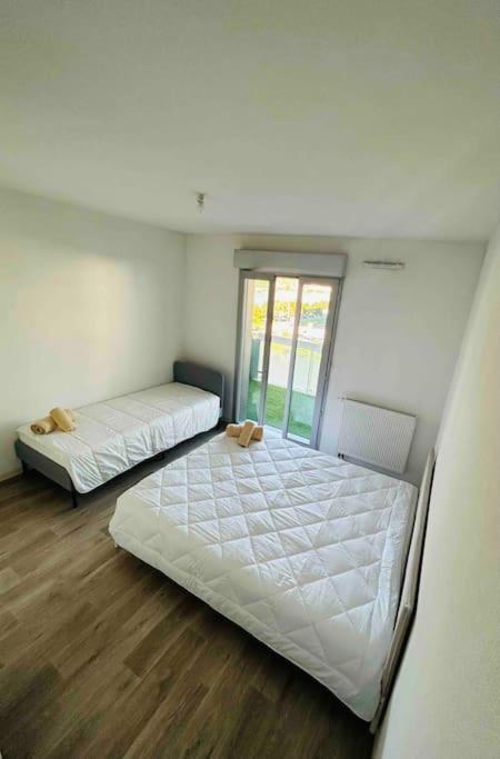 Appartement T2 + Parking Privatif - Centre Ville Bayonne Eksteriør bilde